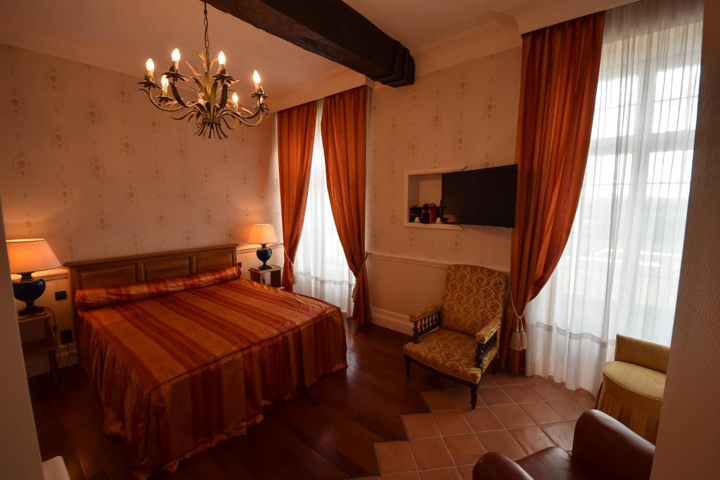 Liorac-sur-Louyre Domaine De La Rocque B&B 외부 사진